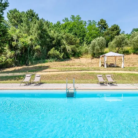 Il Melograno With Swimming Pool דירה קאפאנורי